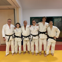 Remise officielle des ceintures noires de Juliette, Jules et Lucas
